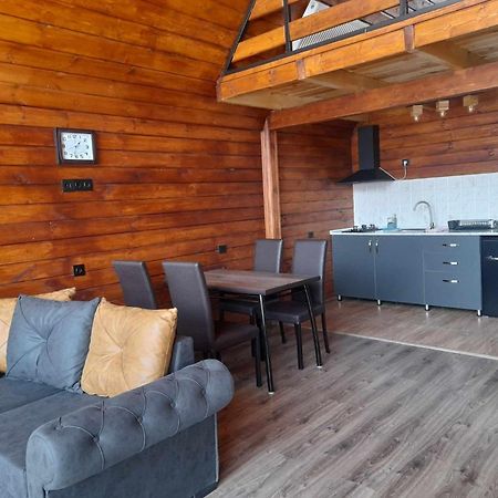 Kera Cottages Kazbegi Bagian luar foto