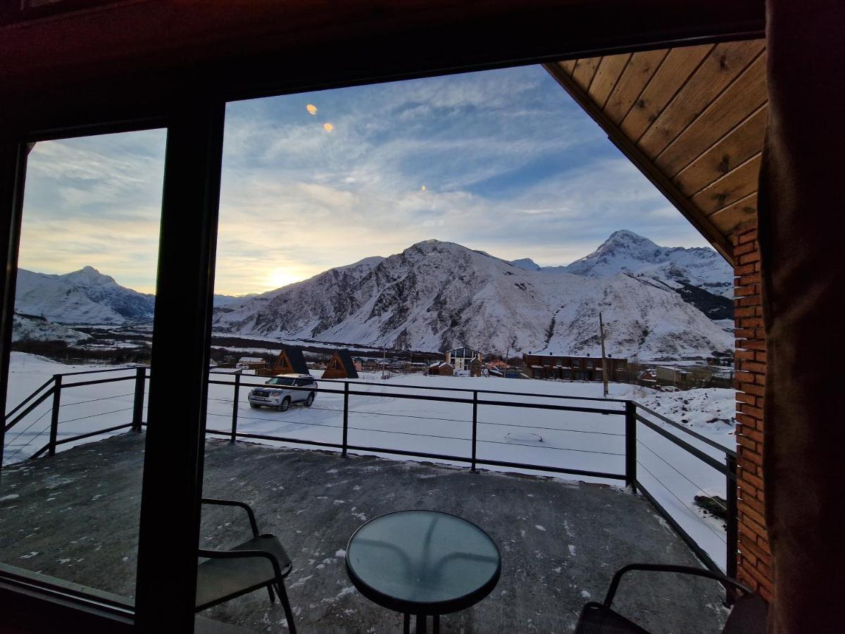 Kera Cottages Kazbegi Ruang foto