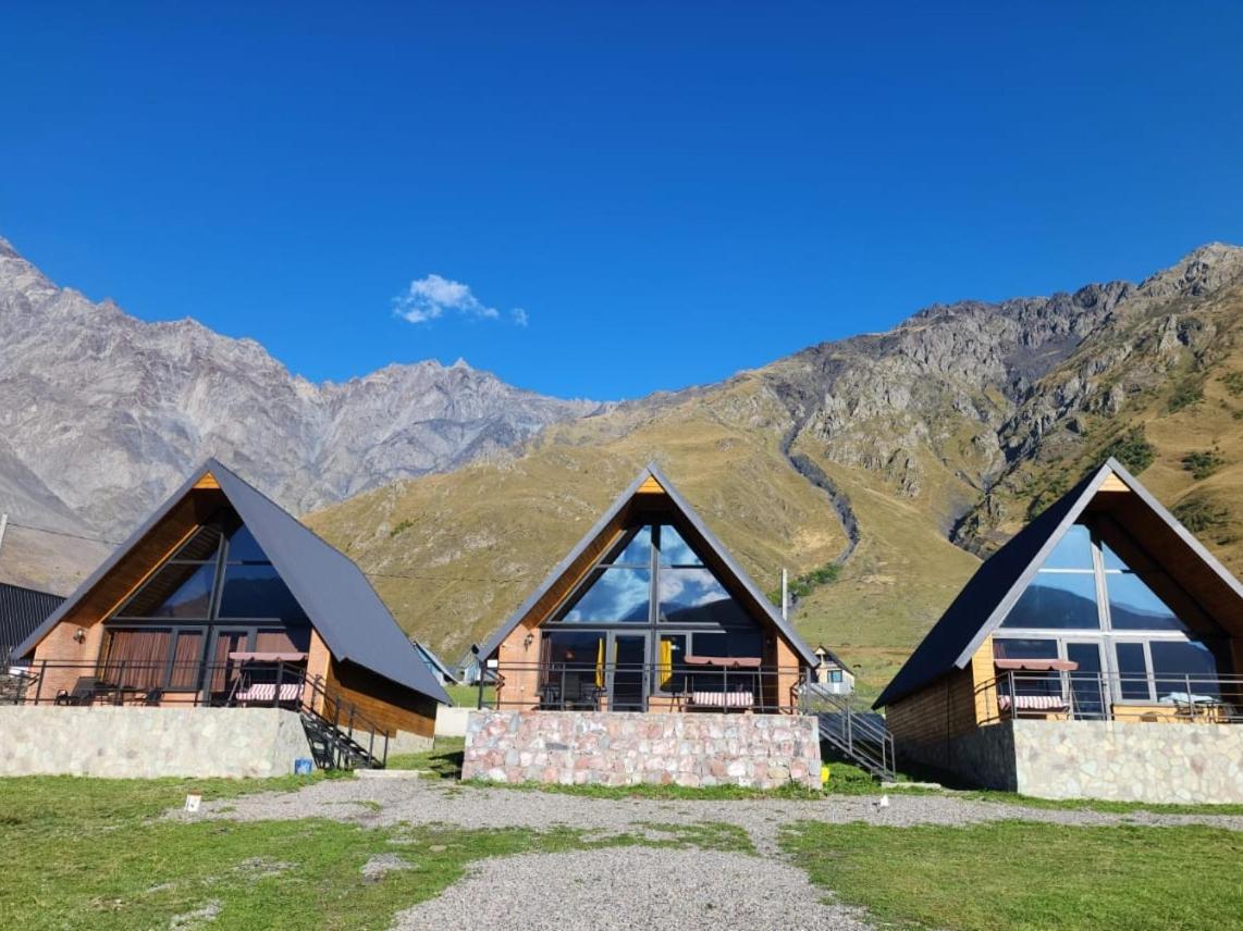 Kera Cottages Kazbegi Bagian luar foto