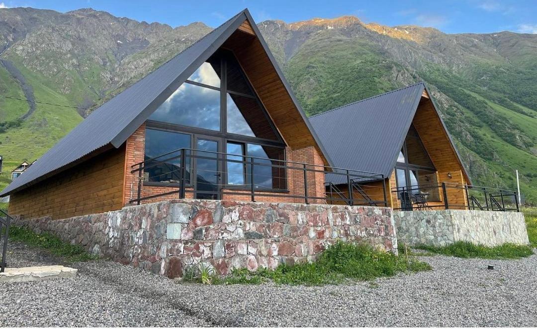 Kera Cottages Kazbegi Bagian luar foto
